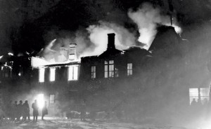 “the demon fire consumes school As the High School fire was at its raging zenith, amateur photographer George McKennitt made this picture with a Zeiss Ikon.” From the Red And Blue Annual 1947/48 Edition