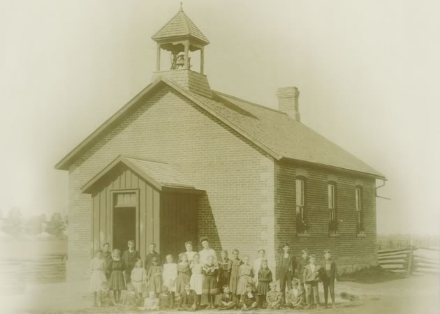 Students outside SS #5, East Luther (Colbeck School) in 1908, the year it was built to replace an earlier wooden schoolhouse. The school served Grades 1 to 8 until 1918 when Grade 9 (Continuation School) was added. Courtesy Dufferin County Museum & Archives , P- 4500.