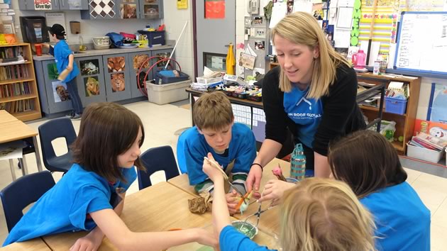 It’s a hands-on experience for Grade 5 students at Erin Public School as Katie Vander Wielen instructs them about where water comes from, how to use less of it and what can be done to keep it clean. Photo by Kristi Green.