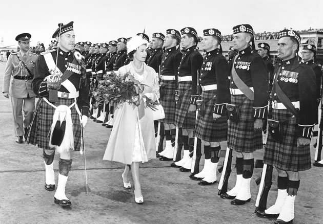 Soldiers of the Lorne Scots (Peel, Dufferin & Halton Regiment) acted as Royal Guard for Queen Elizabeth II when she visited Peel in 1959. Photo courtesy of the Lorne Scots Regimental Museum.