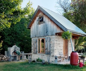 Sculptor John Farrugia built a tiny home on his family property in Mono. Photo by Rosemary Hasner / Black Dog Creative Arts.