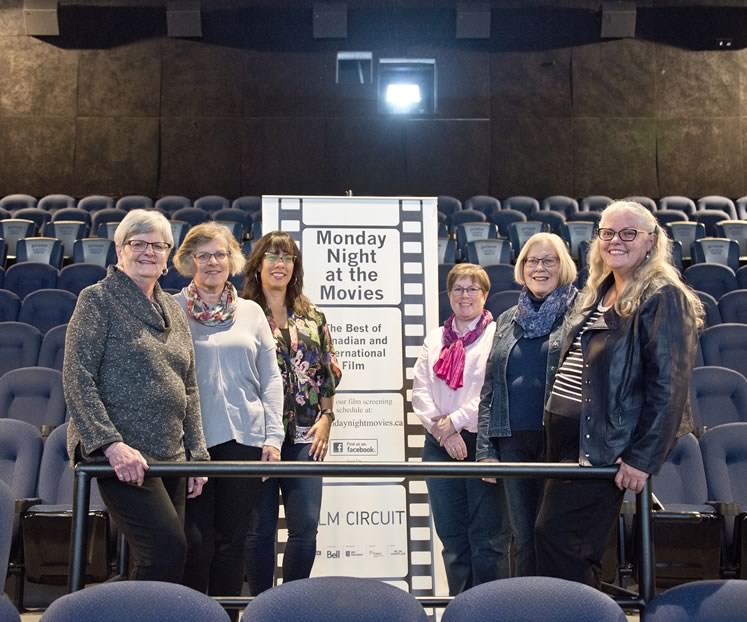 The Monday Night at the Movies committee (l–r): Sharon O’Donovan, Janet VanderPloeg, Robina Lord-Stafford, Andrea Stewart, Brenda Stephen, Pam Church. Photo by Pete Paterson.