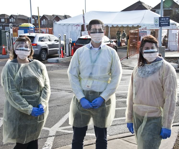 Lena Bruce (left), Dr Charlie Joyce and Darlene Fitzpatrick in front of the Headwaters Health Care Centre Covid-19 assessment centre. Photo by Pete Paterson.